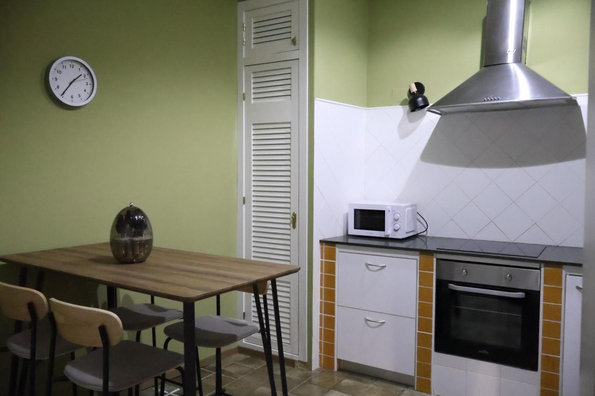 Encantador Apartamento En Alicante Centro Luaran gambar